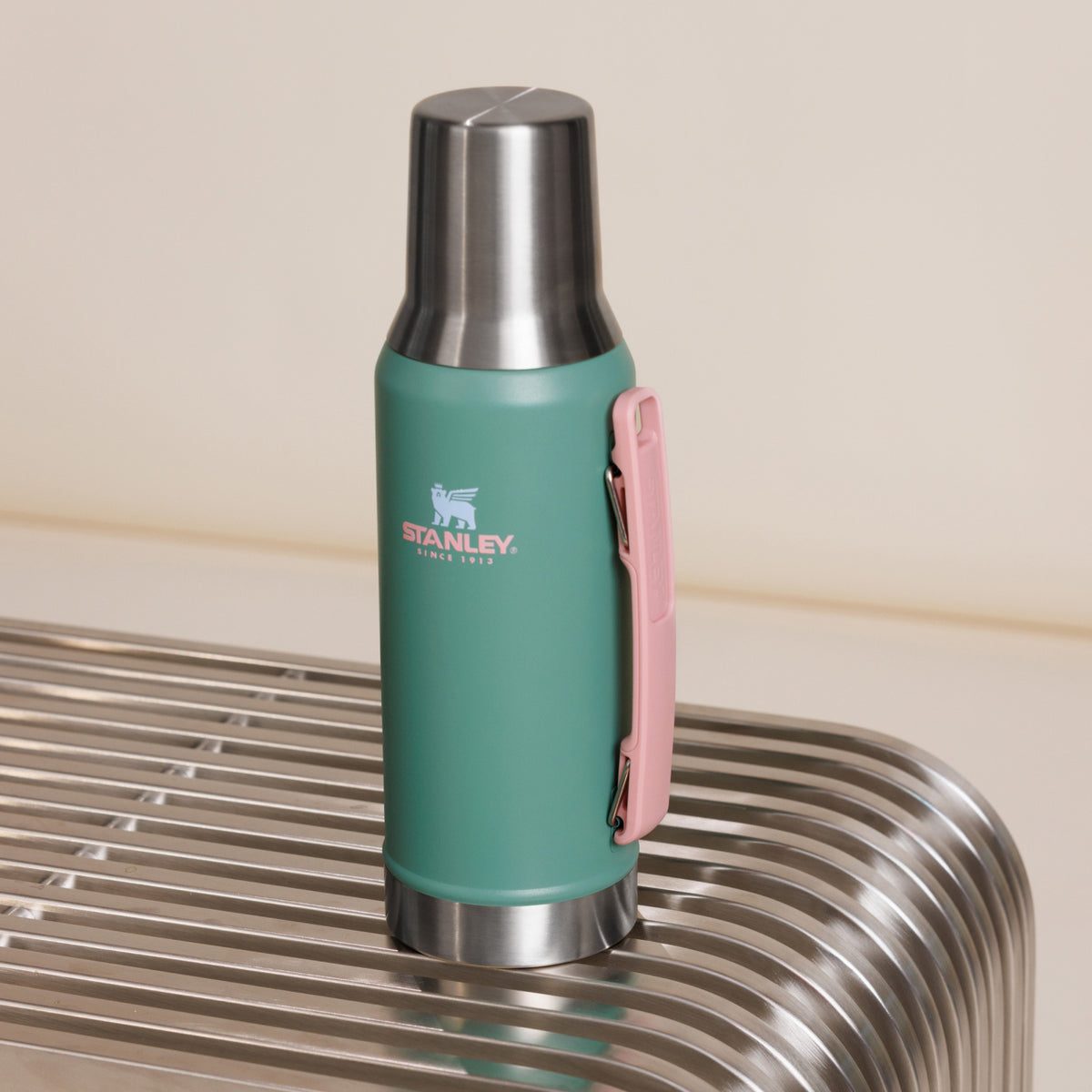 Stanley 1913 x Antonela High Precision Flow Mate System | 1.3 QT | 1.2 L