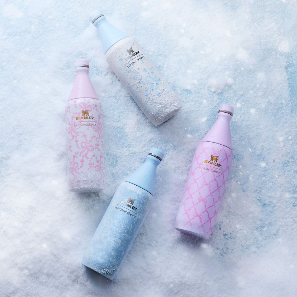 Stanley 1913 Stanley 1913 x LoveShackFancy Holiday All Day Slim Bottle 34 OZ 1 L in Baby Bow Pink Peppermint | View 4