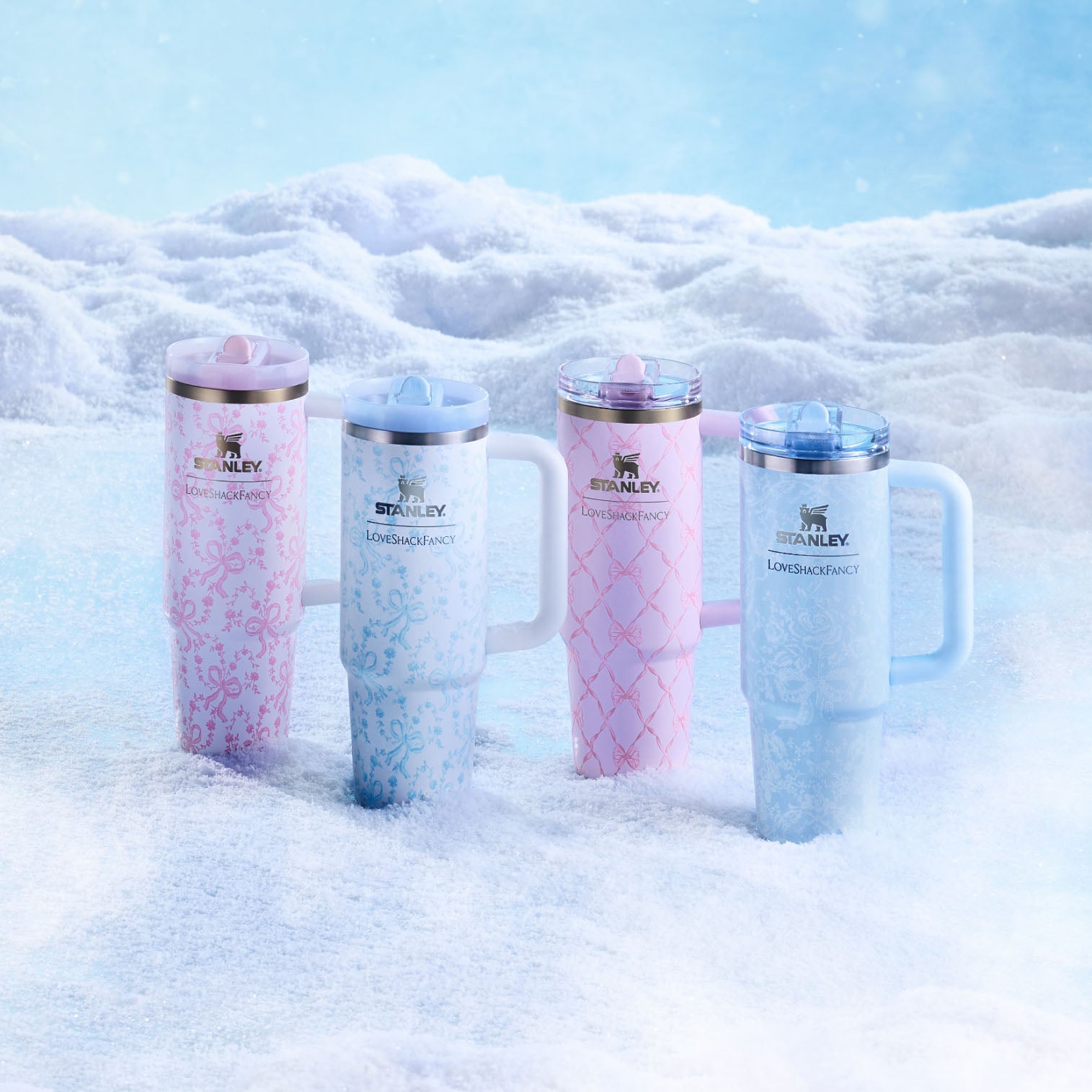 Stanley 1913 x LoveShackFancy Holiday Quencher® ProTour Flip Straw Tumbler | 30 OZ | 0.89 L