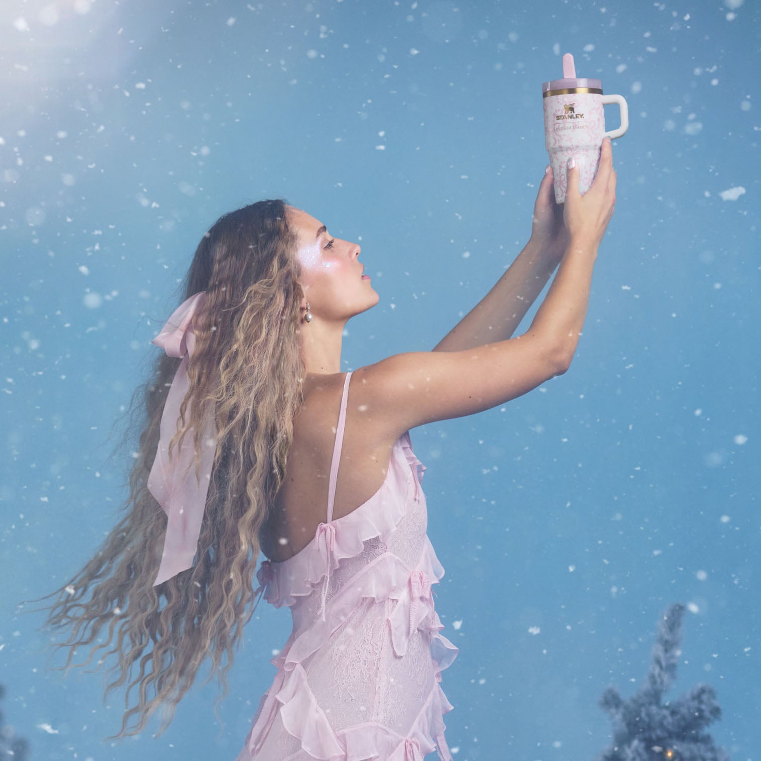 Stanley 1913 x LoveShackFancy Holiday Quencher® ProTour Flip Straw Tumbler | 20 OZ | 0.59 L