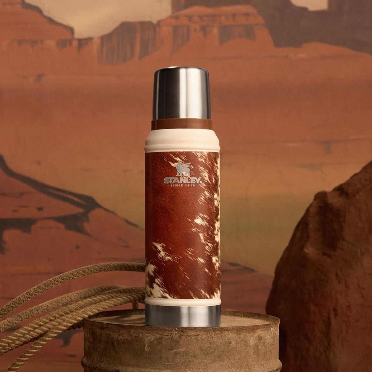 Stanley 1913 The Kacey Musgraves x Stanley 1913 Legendary Classic Bottle 1.0 QT 0.95 L in Kacey Musgraves Rodeo