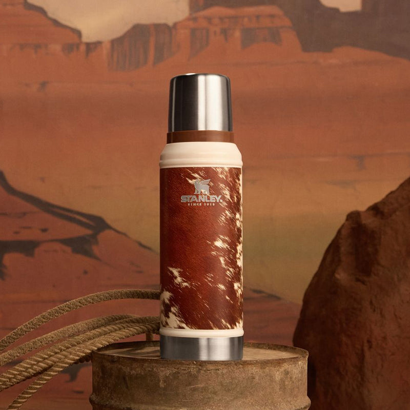 Stanley 1913 The Kacey Musgraves x Stanley 1913 Legendary Classic Bottle 1.0 QT 0.95 L in Kacey Musgraves Rodeo