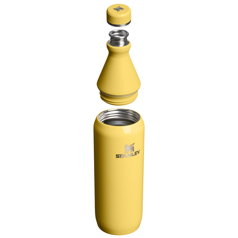 Stanley 1913 All Day Slim Bottle 20 OZ 0.59 L in Daffodil Gloss | Cross Section View