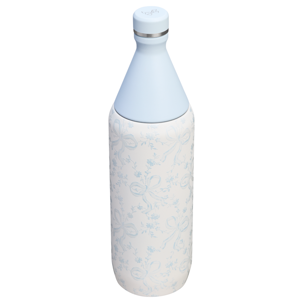 Stanley 1913 Stanley 1913 x LoveShackFancy Holiday All Day Slim Bottle 34 OZ 1 L in Coquette Bow Winter Ice | View 2