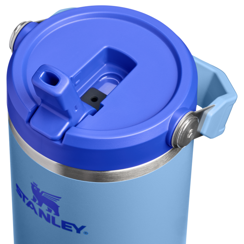 Stanley 1913 The IceFlow™ Flip Straw Tumbler 30 OZ 0.89 L in Blue Sky | Lid Detailed View