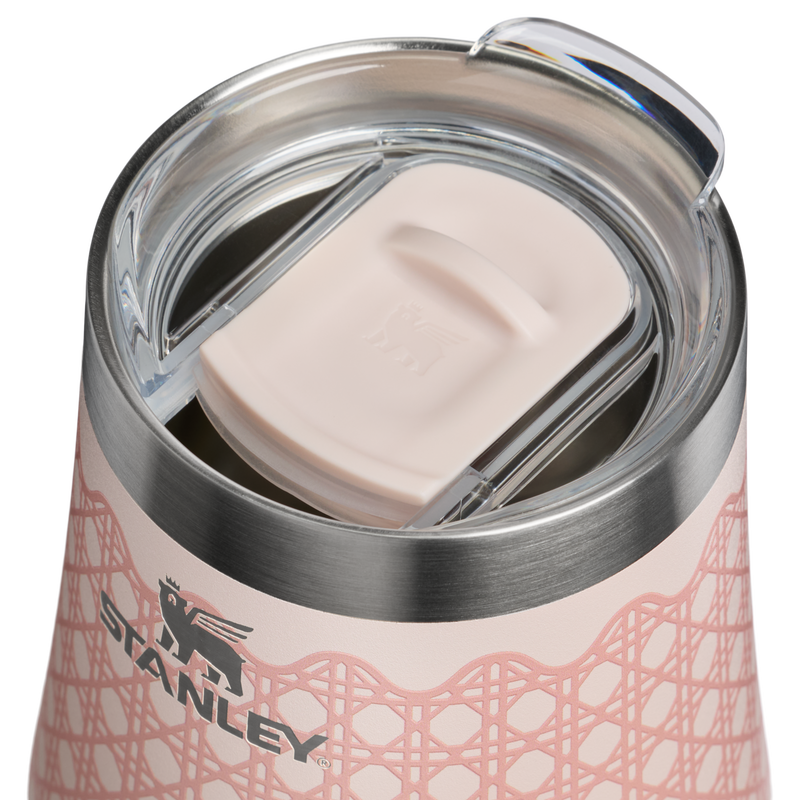 Stanley 1913 The Reserve Wine Tumbler 11 OZ 0.32 L in Rose Quartz Rattan | Lid Detailed View
