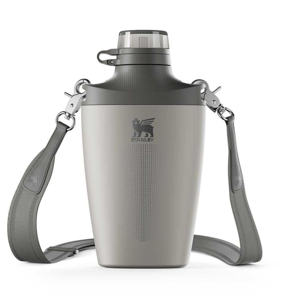 The Stanley Cross Bottle | 23oz | 0.68 L | Stanley 1913 CA