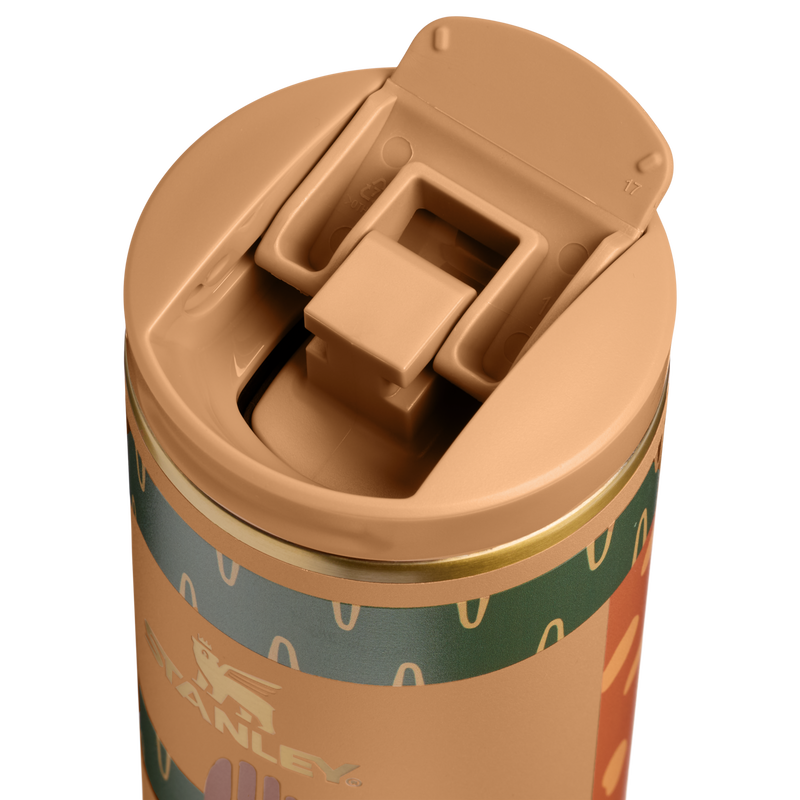 Stanley 1913 The Stanley 1913 x Nest AeroLight™ Transit Flip Top Mug 16 OZ 0.47 L in Community | Lid Detailed View