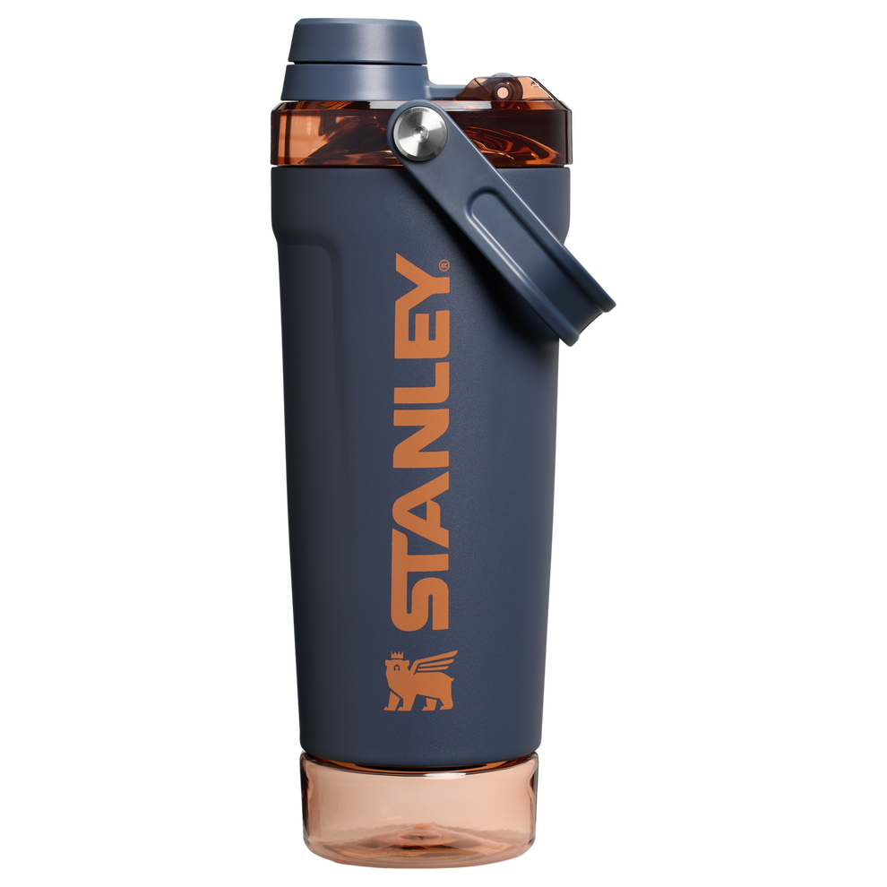 Stanley 1913 The Vitalize™ Shaker Bottle 20 OZ 0.59 L in Twilight