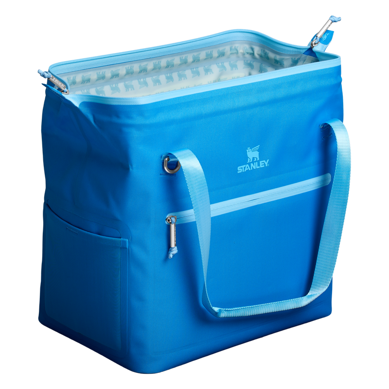Stanley 1913 The All Day Julienne Max Cooler 20 qt 18.9 L in Azure | Open View