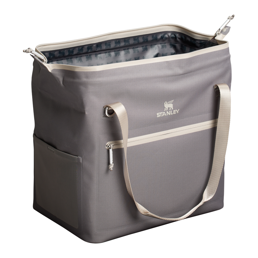 Stanley 1913 The All Day Julienne Max Cooler 20 qt 18.9 L in Stone