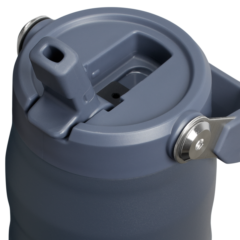 Stanley 1913 The IceFlow™ Bottle with Flip Straw Lid 24 oz 0.71 L in Twilight | Lid Detailed View