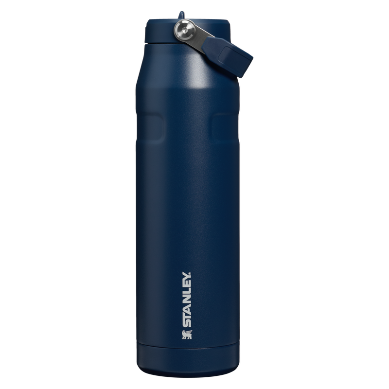The IceFlow Bottle with Flip Straw Lid | 36oz | 1.06 L | Stanley