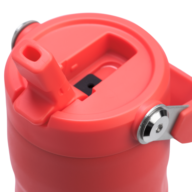 Stanley 1913 The IceFlow™ Bottle with Flip Straw Lid 16 OZ 0.47 L in Hot Coral | Lid Detailed View