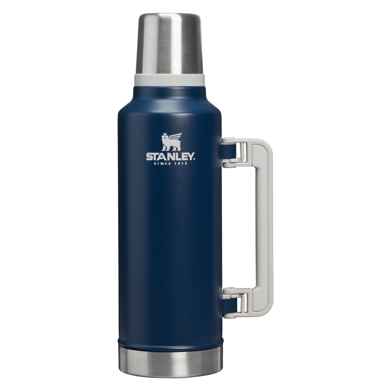 Classic Legendary Bottle | 2qt | 1.89 L | Stanley 1913 CA