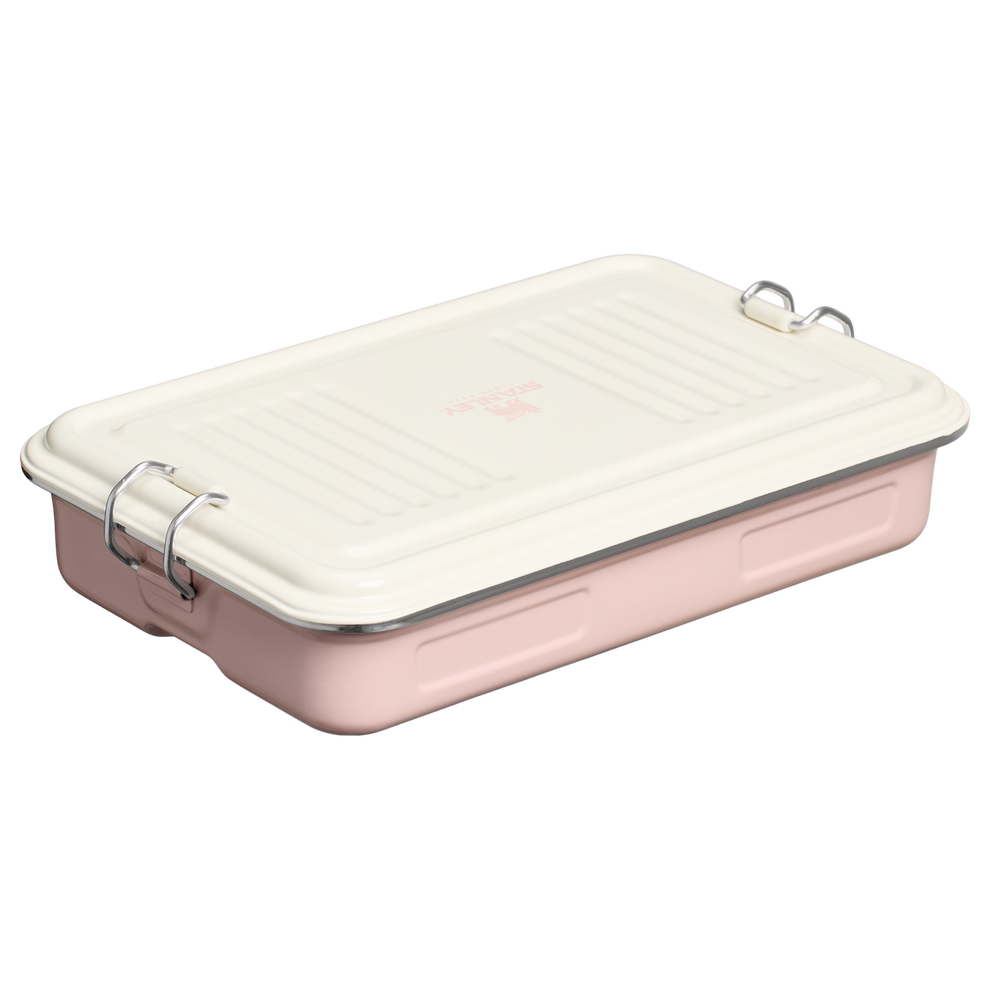 Stanley 1913 Classic Legendary Useful Lunch Box 1.25 QT 1.1 L in Peach Whip Gloss