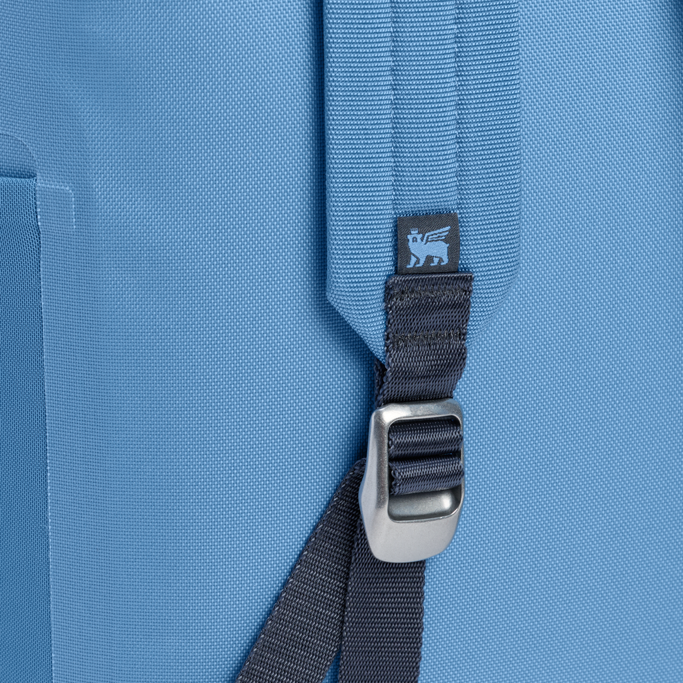 Stanley 1913 The All Day Madeleine Mini Cooler Backpack 14 QT 13.2 L in Blue Sky