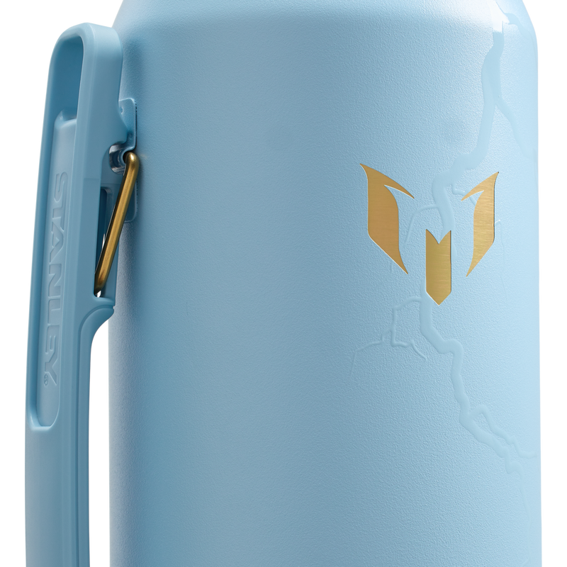 Stanley 1913 The Messi x Stanley High Precision Flow Mate System 1.3 QT in Messi Striker Blue | Detailed View