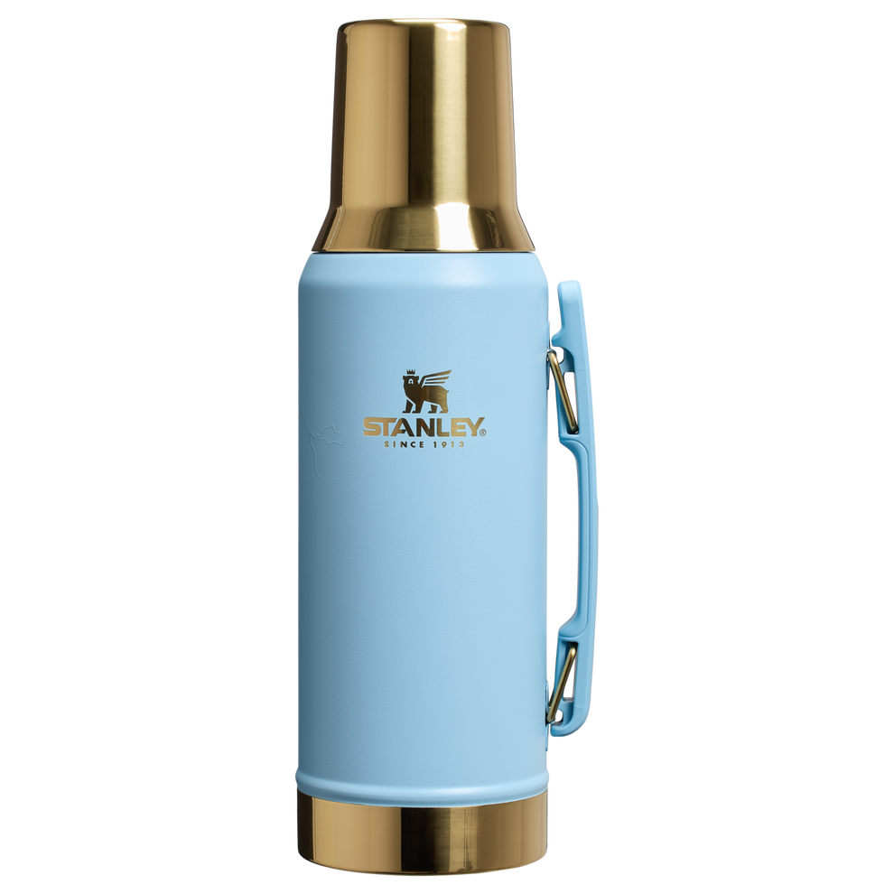 The Messi x Stanley Classic Vacuum Bottle | 1.3 QT