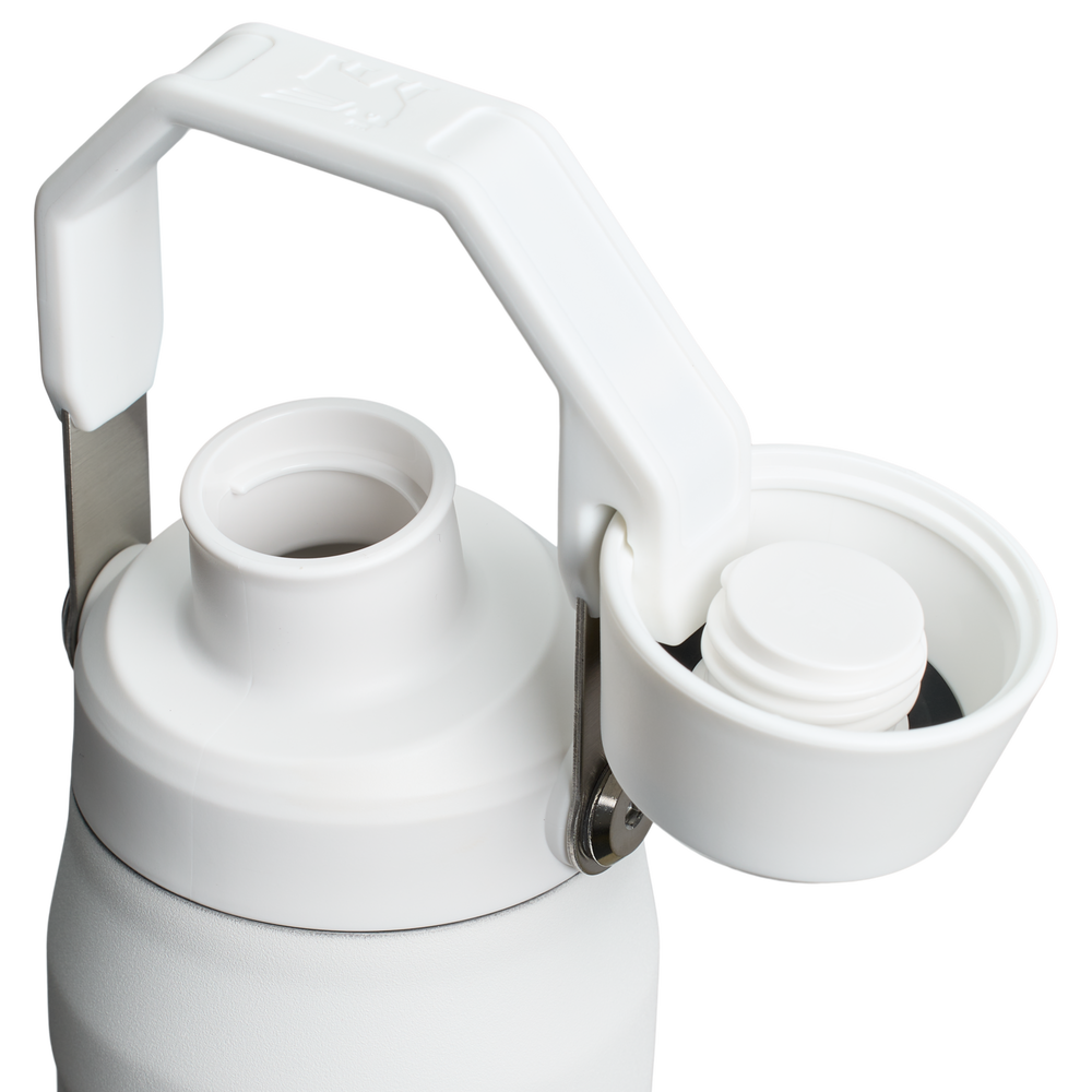 Stanley 1913 IceFlow™ Bottle with Fast Flow Lid 24 OZ 0.71 L - Stanley Create in Frost | Lid Detailed View