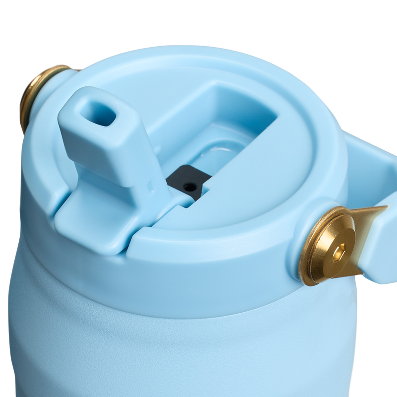 Stanley 1913 The Messi x Stanley IceFlow™ Bottle with Flip Straw Lid 24 OZ 0.71 L in Messi Striker Blue | Lid Detailed View