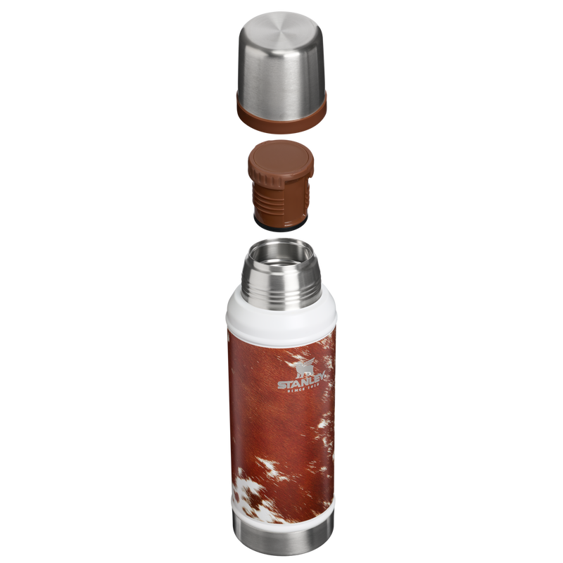 Stanley 1913 The Kacey Musgraves x Stanley 1913 Legendary Classic Bottle 1.0 QT 0.95 L in Kacey Musgraves Rodeo | Cross Section View