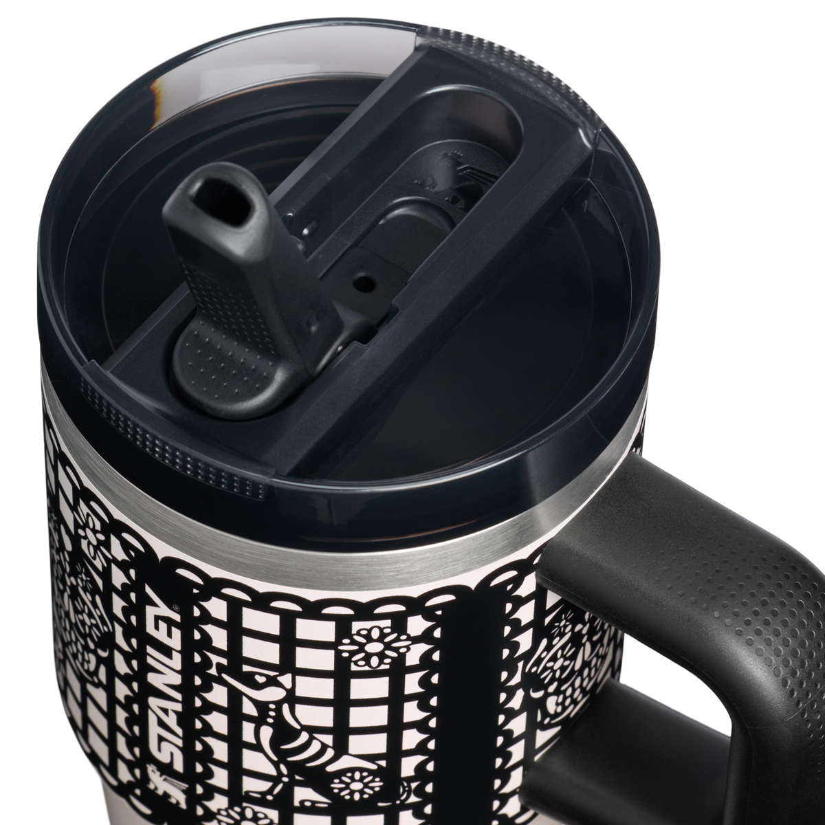 Stanley 1913 The Quencher® ProTour Flip Straw Tumbler 20 OZ 0.59 L in Salt Papel Picado | Lid Detailed View