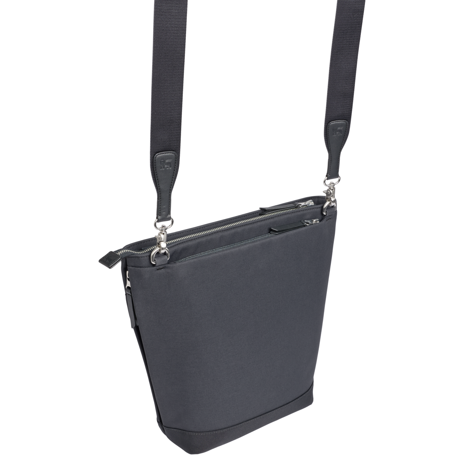 Stanley 1913 Stanley Standby Satchel 9.9 QT 9.4 L in Black | View 1