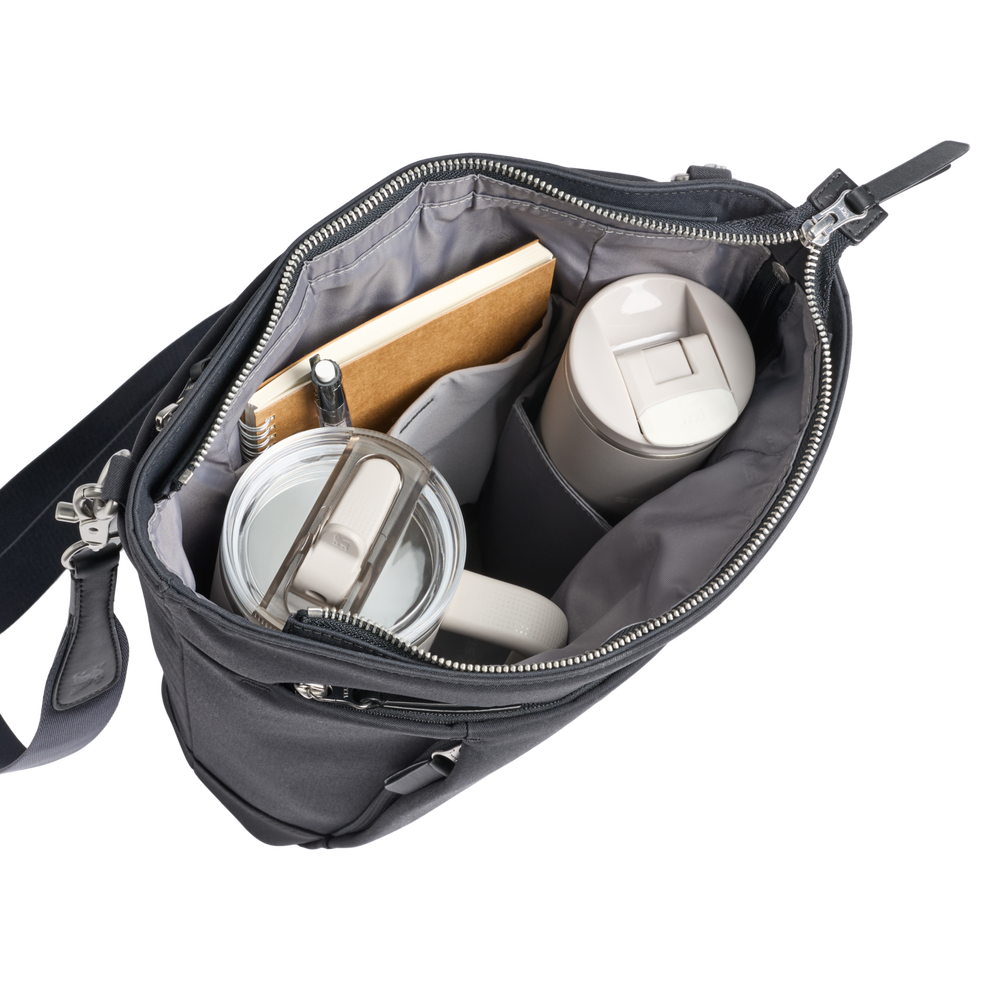 Stanley 1913 Stanley Standby Satchel 9.9 QT 9.4 L in Black