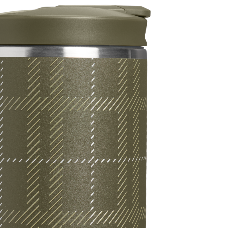 Stanley 1913 The Transit 2.0 Flip Top Mug 16 OZ 0.47 L in Peat Moss Plaid | Detailed View