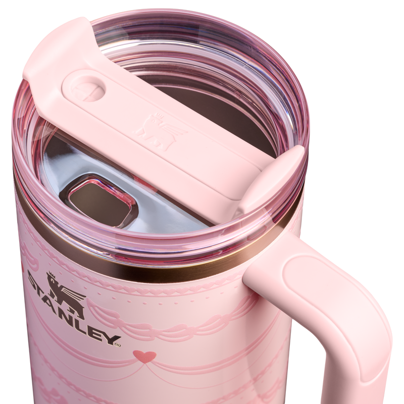 Stanley 1913 The Valentine’s Day Quencher H2.0 Flowstate™ Tumbler 40 OZ 1.18 L in Pink Velvet Cake | Lid Detailed View
