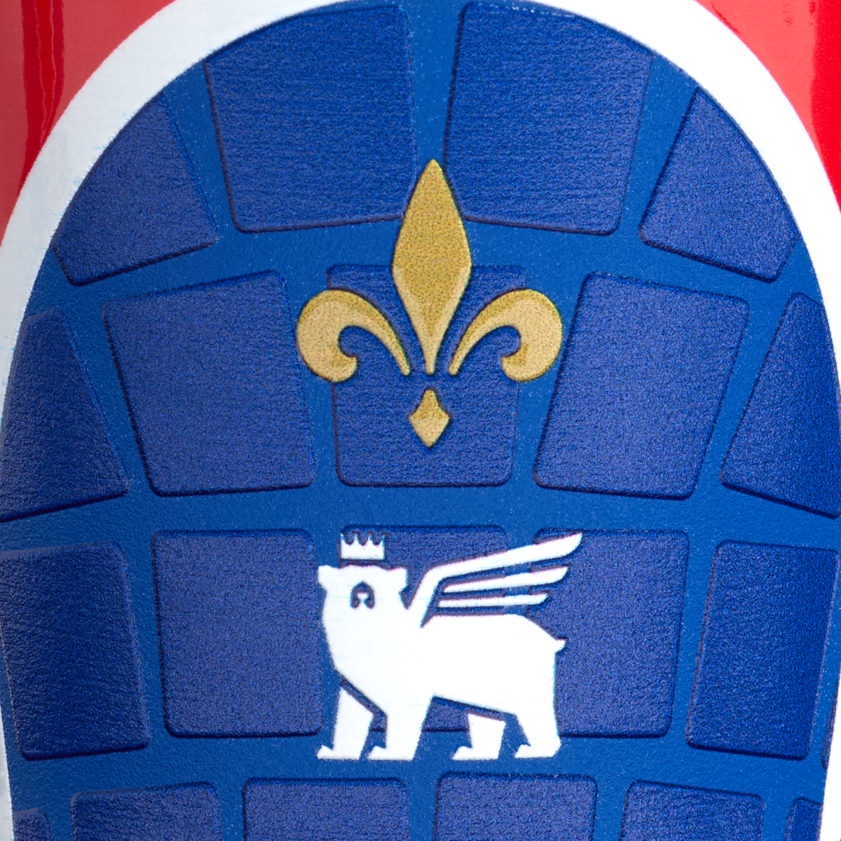 Stanley 1913 Stanley 1913 x Paris Saint-Germain Quencher® ProTour Flip Straw Tumbler 20 OZ in PSG Nouveau | View 5
