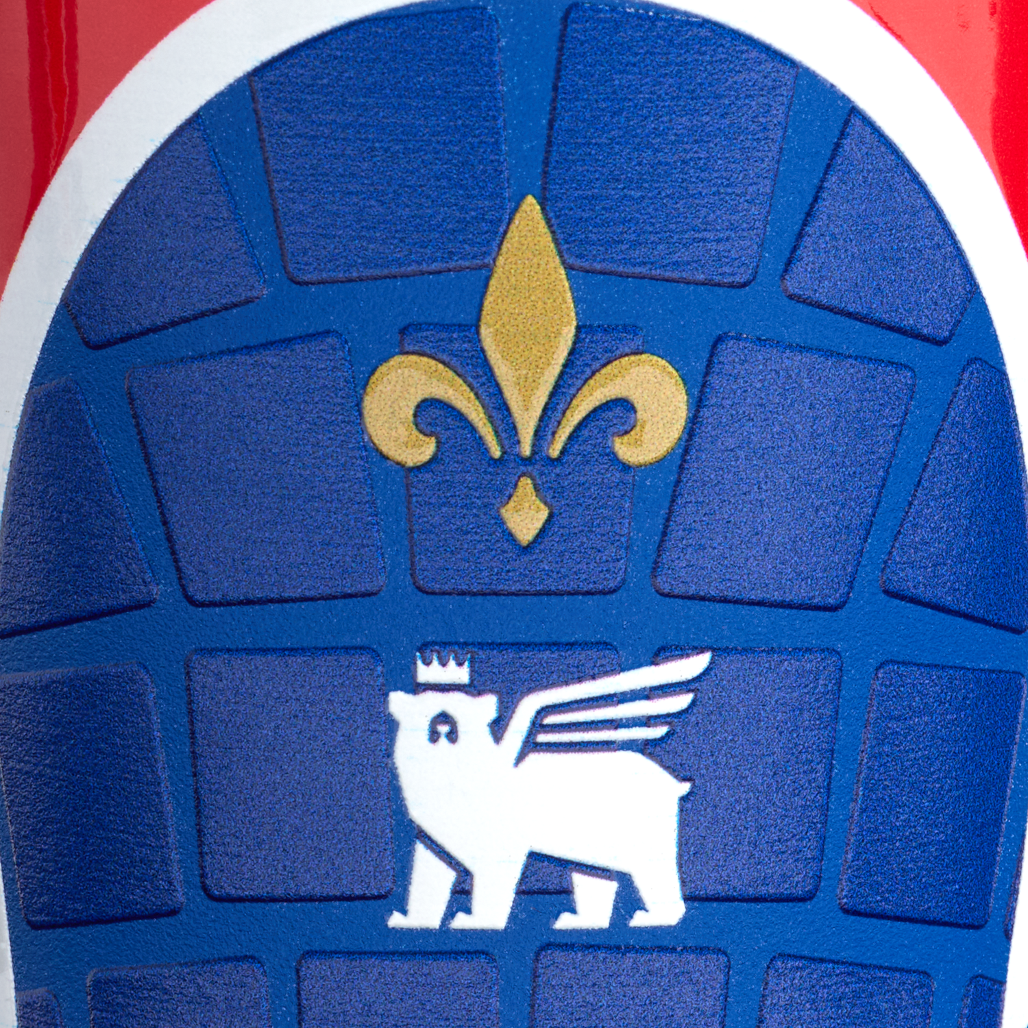 Stanley 1913 Stanley 1913 x Paris Saint-Germain Quencher® ProTour Flip Straw Tumbler 20 OZ in PSG Nouveau | View 5